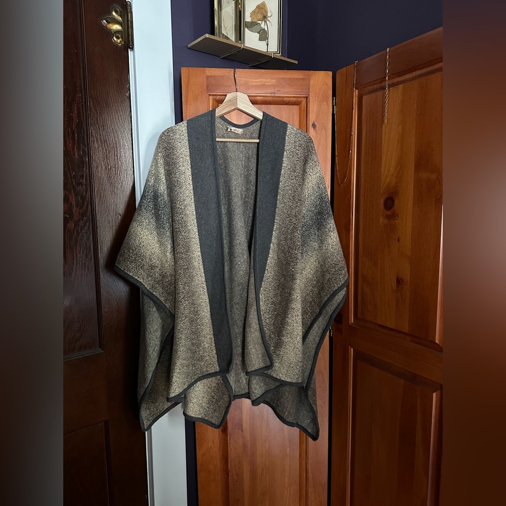 Janice OS Multicolor neutral poncho jacket